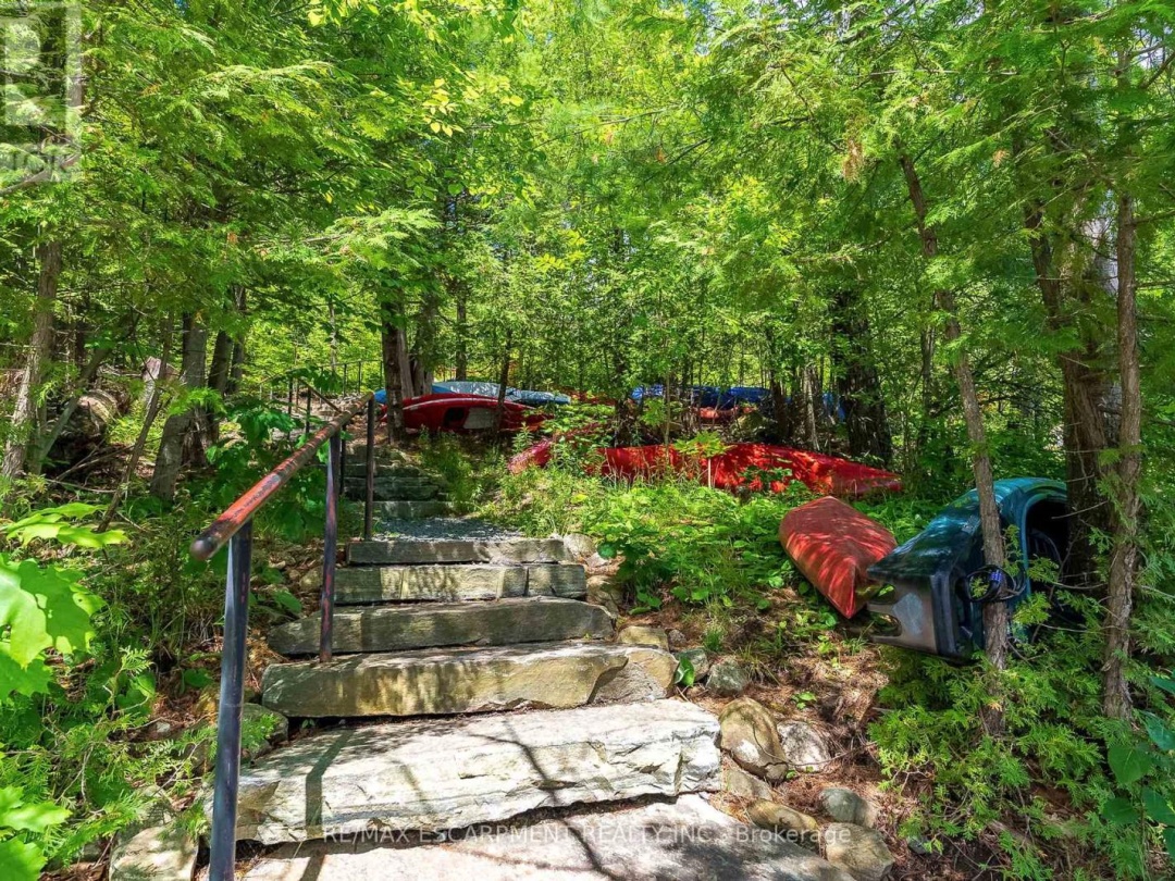 1 - 131 GRANDVIEW HILLTOP DRIVE, 