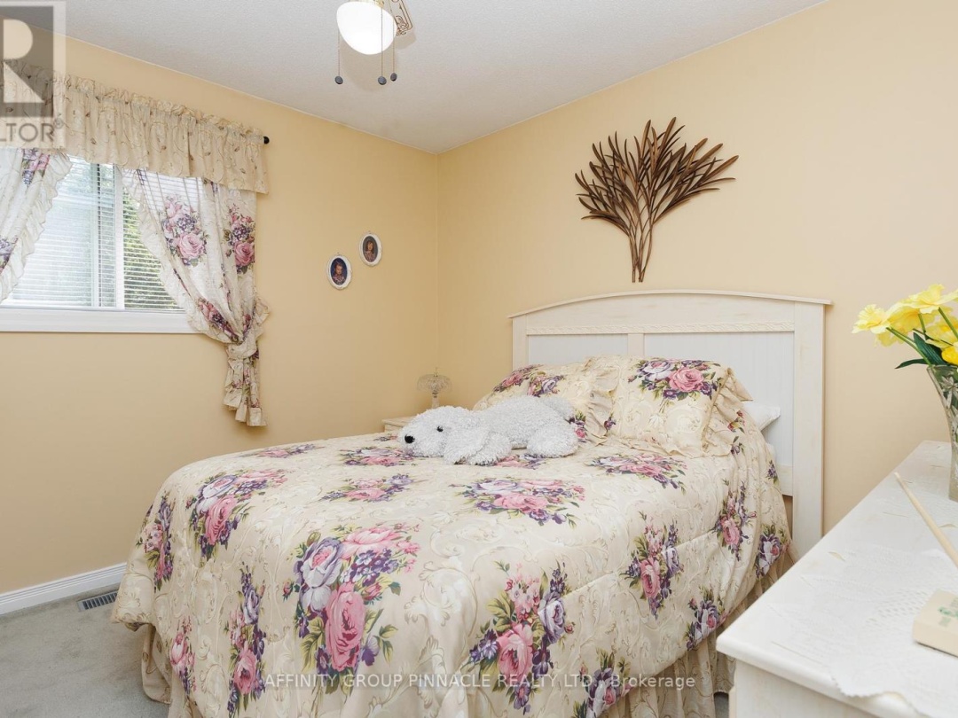 3 HEMLOCK STREET, 