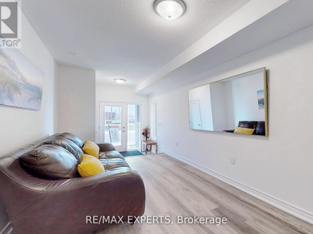 31 Wyn Wood Lane, Orillia