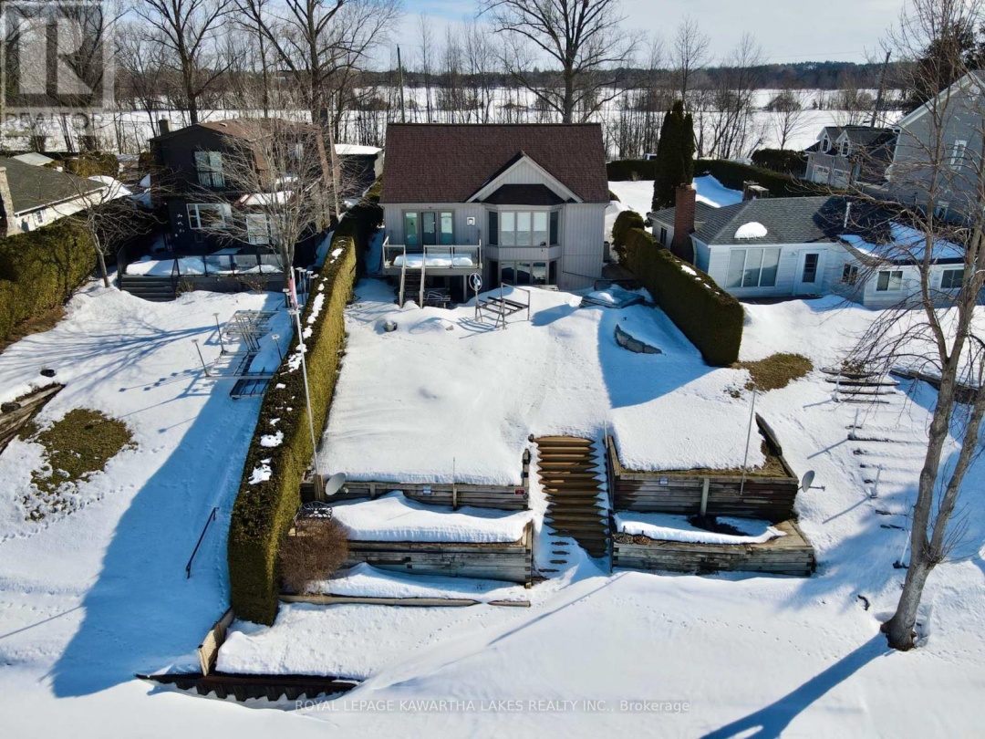 24 MCLENNANS BCH ROAD, Lake Simcoe