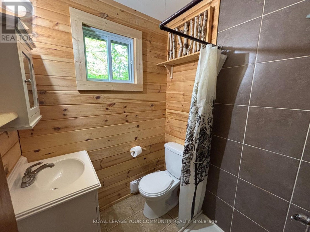 1031 Obelisk Trail, Davis Lake