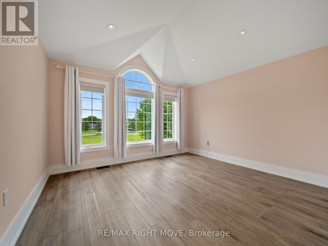 1348 HAWK RIDGE CRESCENT, 