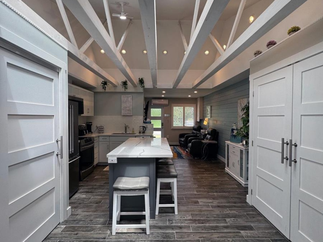 Unit 2 3 Paradise Boulevard, Lake Simcoe
