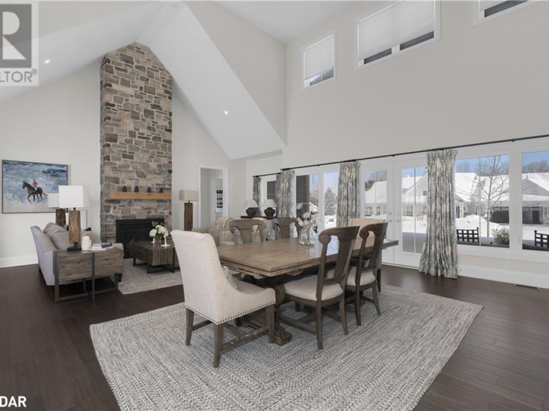 12 Thoroughbred Drive, Oro-Medonte