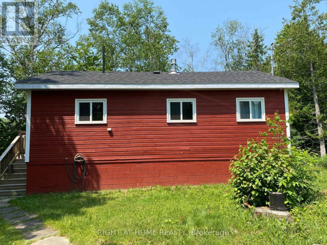 104 Lakeside Drive, Manitouwabing Lake