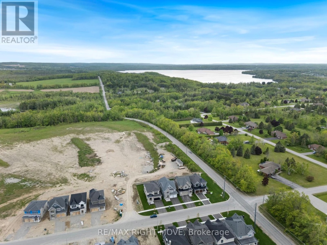 3192 ORION BOULEVARD, Orillia