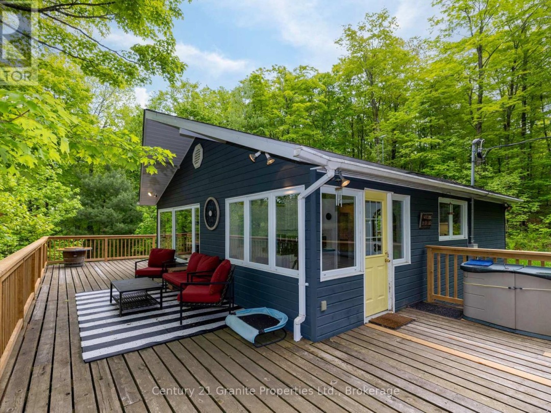 131 Downes Road, Horseshoe Lake