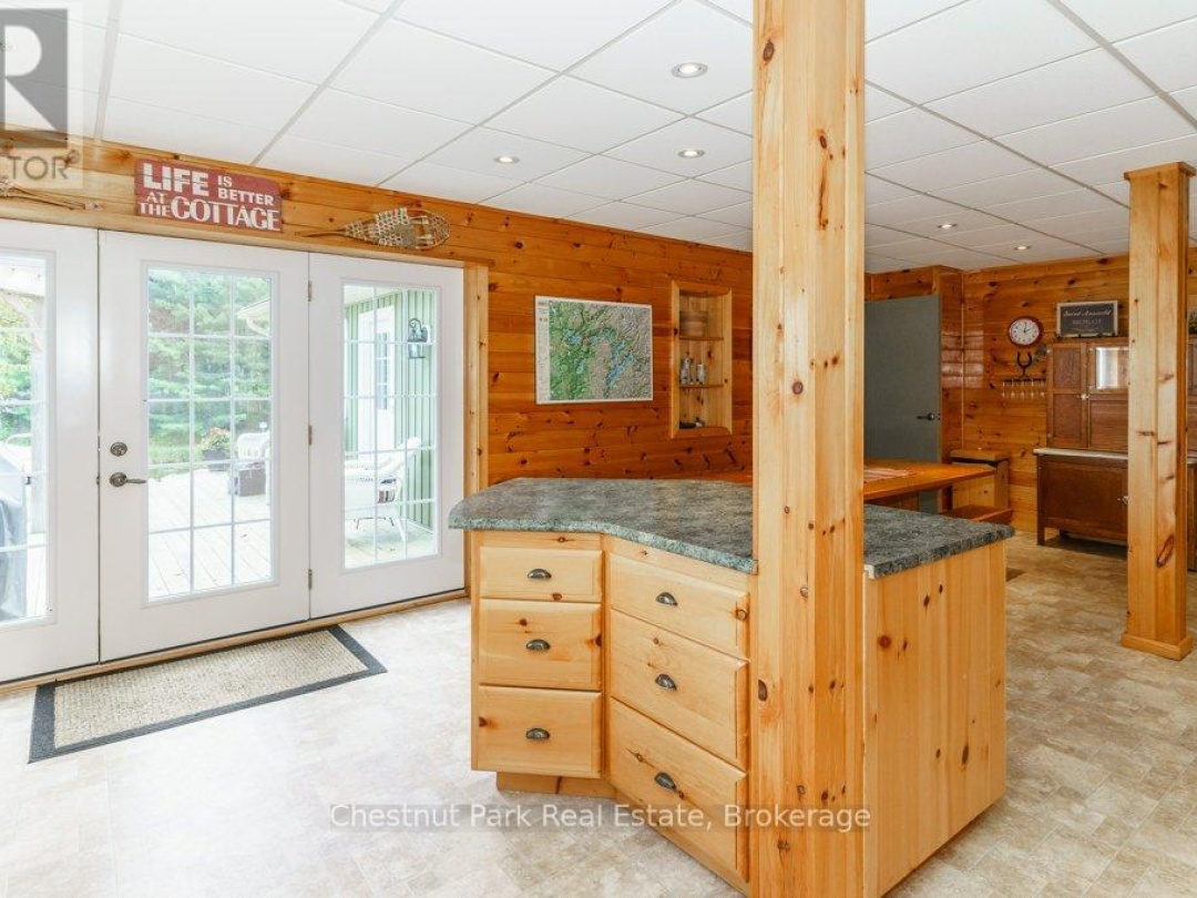 143 South Drive, Lake Vernon