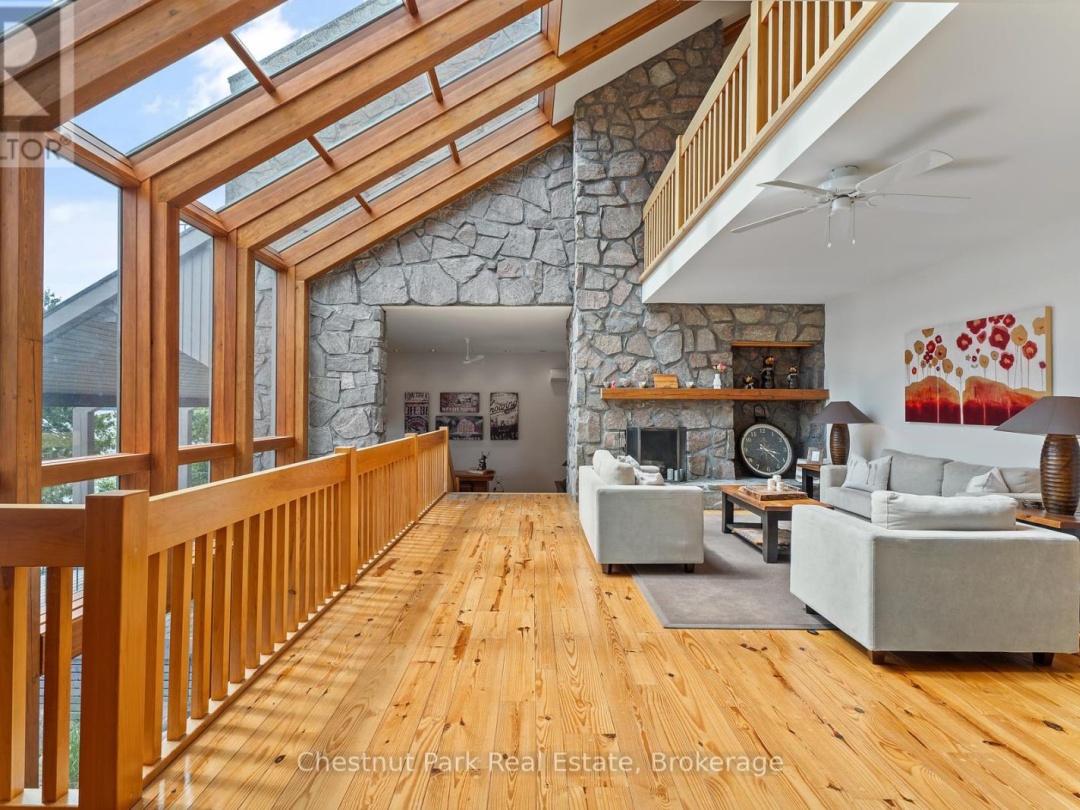 10 Wyldewood Road, 