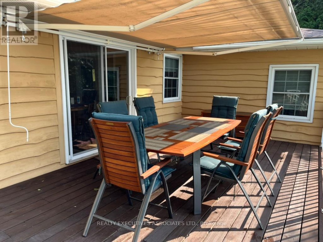 22 Lakeview Boulevard, Lake Scugog