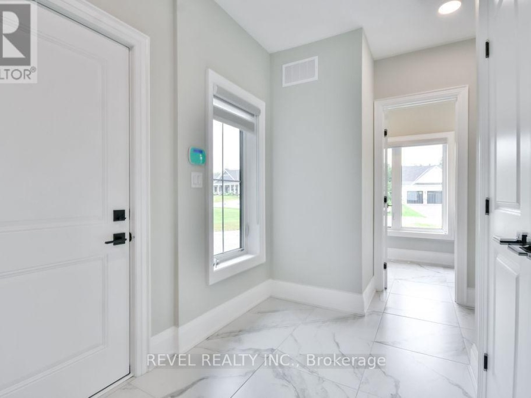 4 CLYDESDALE COURT, 