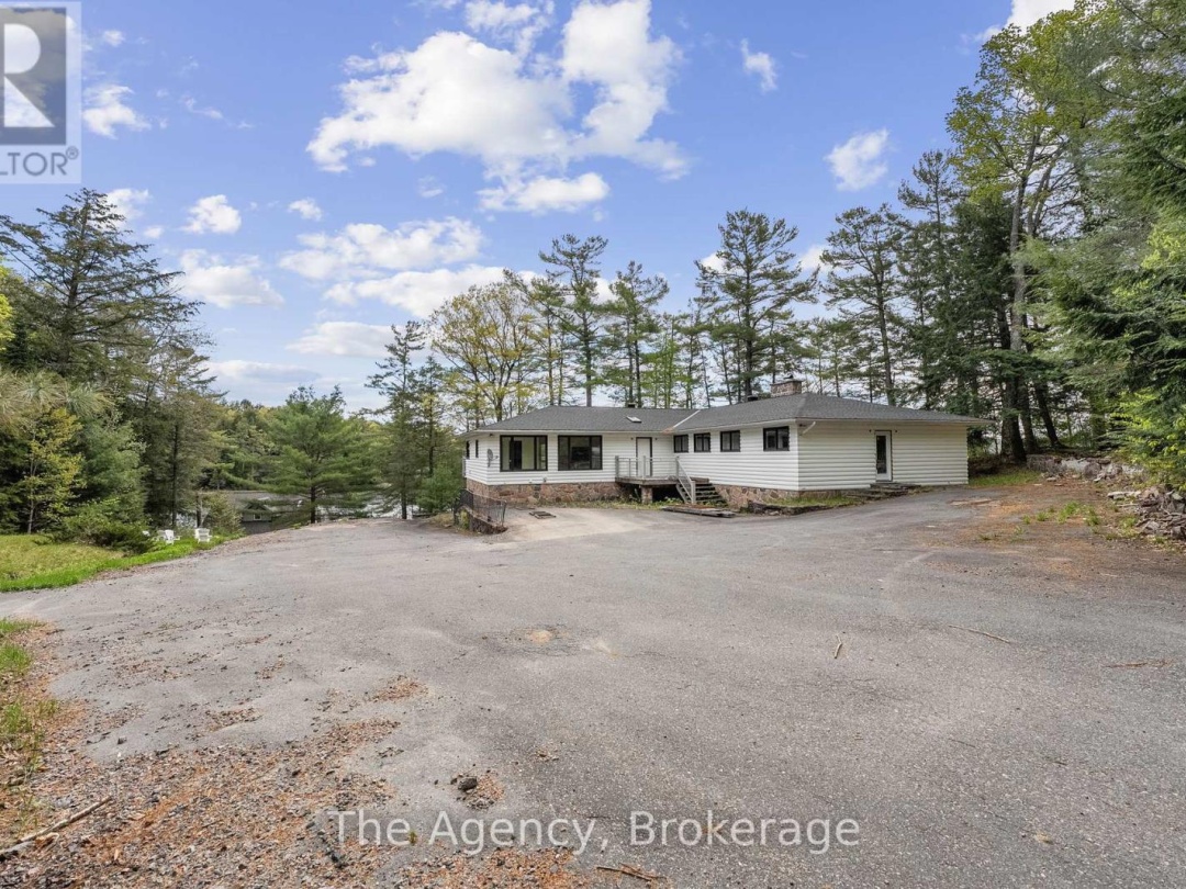 80 Tall Timbers Road, Lake Joseph
