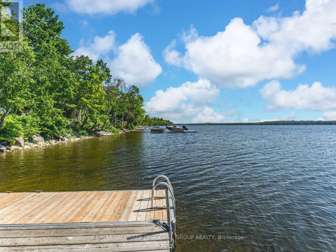 185 AVERY POINT ROAD, 