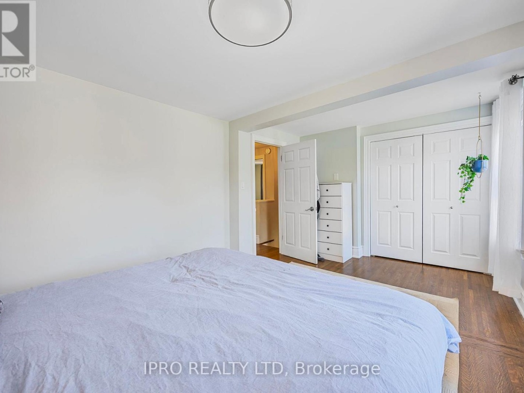 280 Mary Street, Orillia