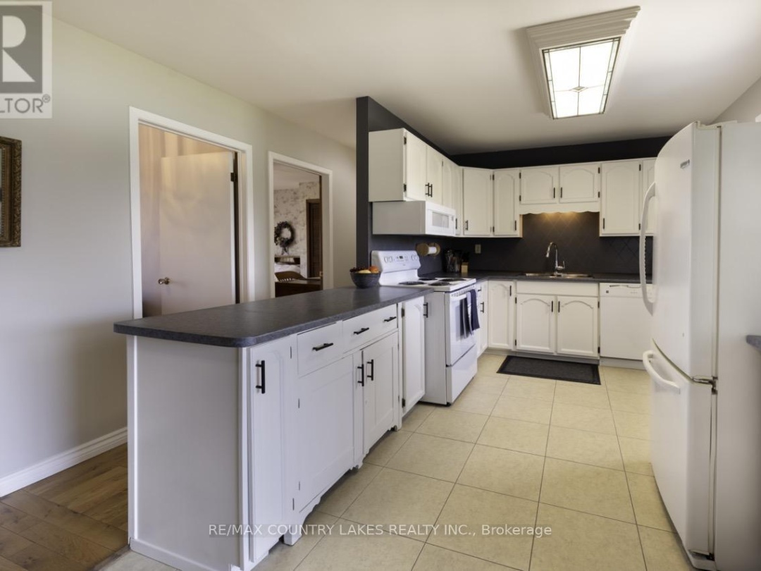 1389 Canal Road, Talbot Lake