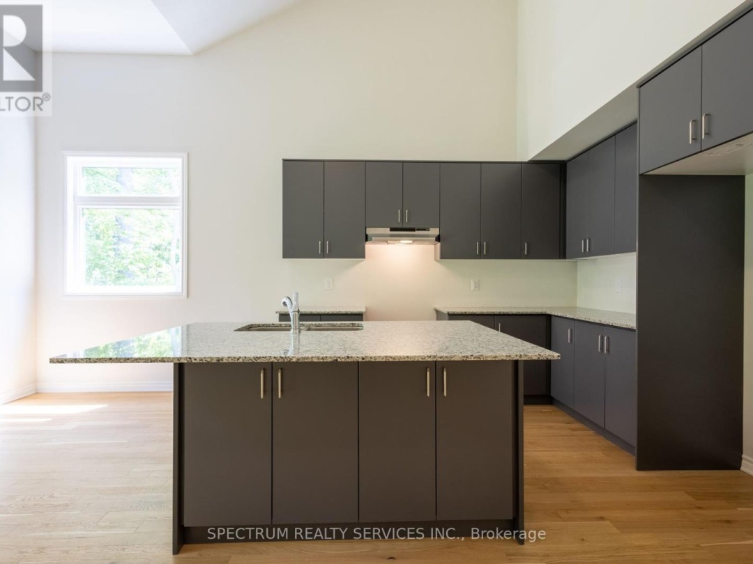 131 Marina Village Drive W, Georgian Bay