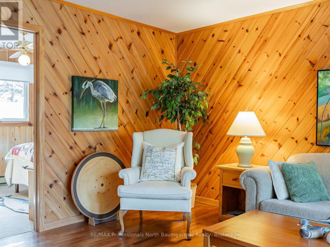 1117 Mink Road, Long Lake
