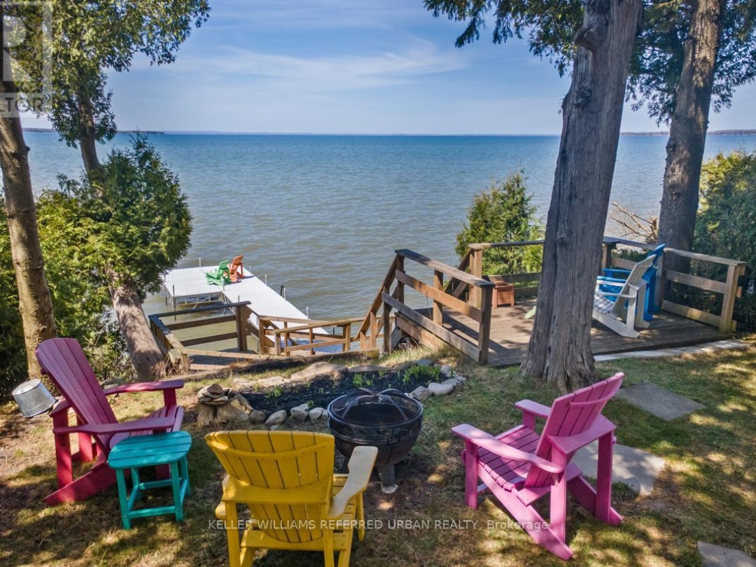 210 Morrison Avenue, Lake Simcoe