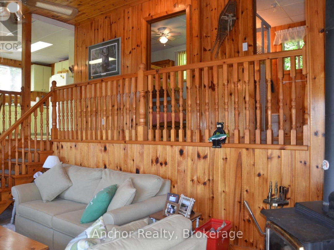 10167 Little Hawk West Sho, Little Hawk Lake