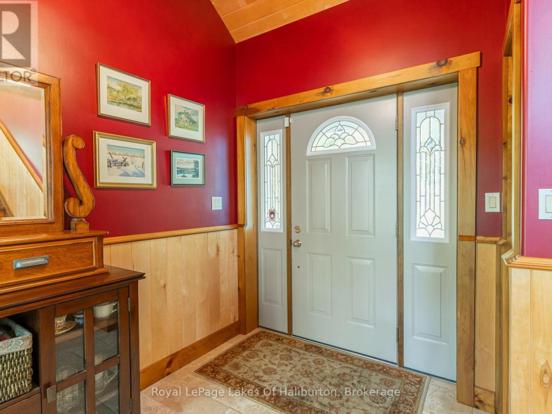 48 RUSSELL DRIVE, White Lake