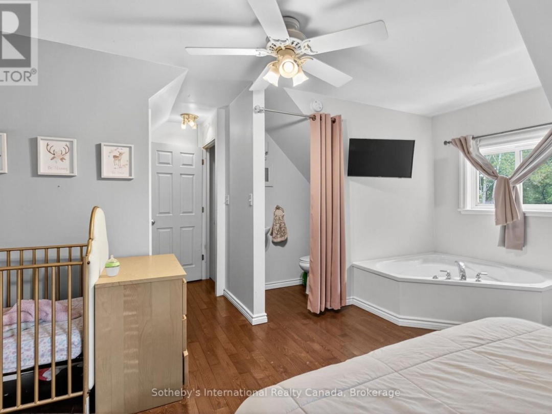 1132 LIMBERLOST ROAD, 