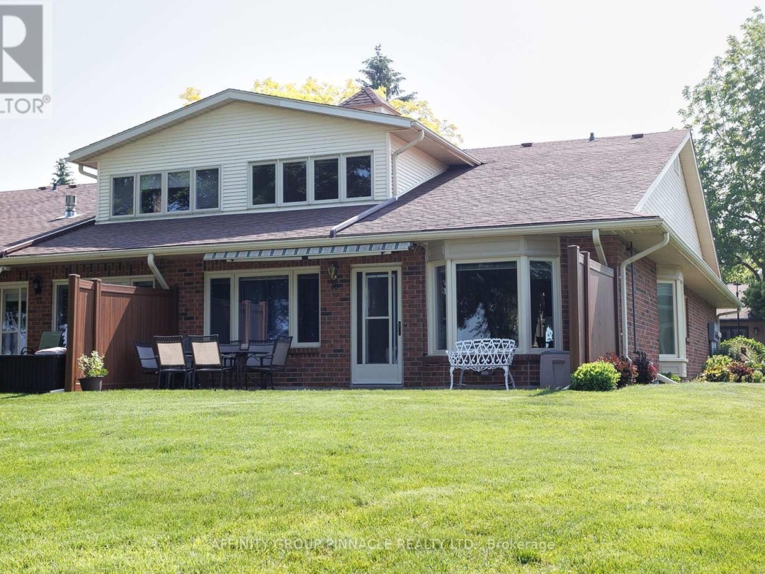 16 - B90 PARKLAWN BOULEVARD, 