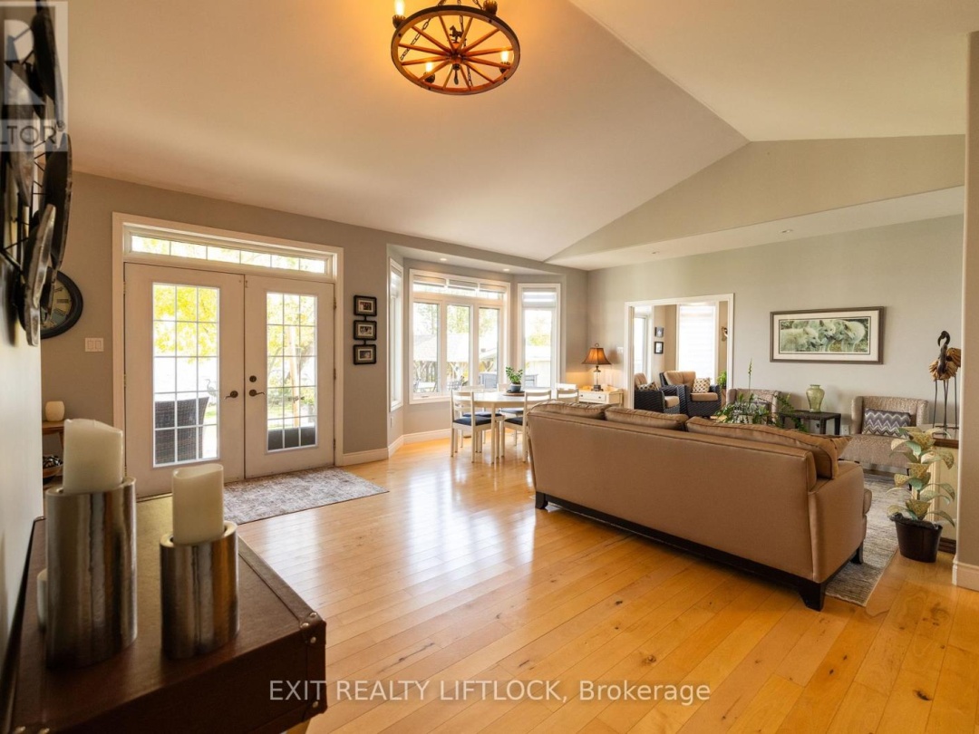 129 STINSON'S BAY ROAD, 