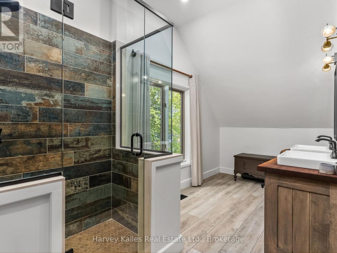 56 Deerview Trail, Lake Vernon