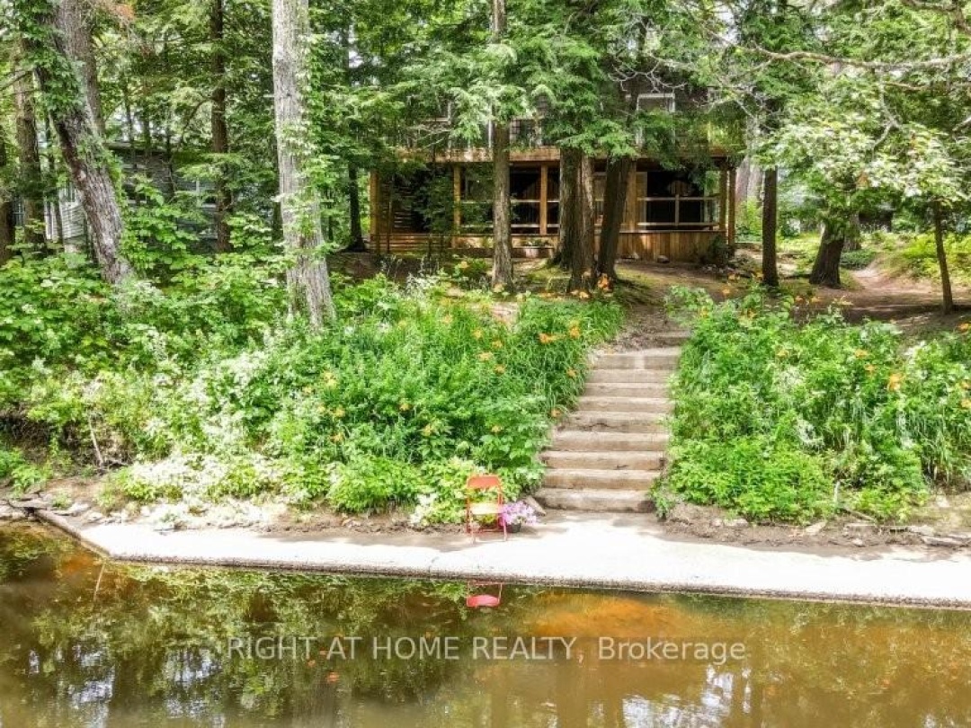 7459 ISLAND CRESCENT, 