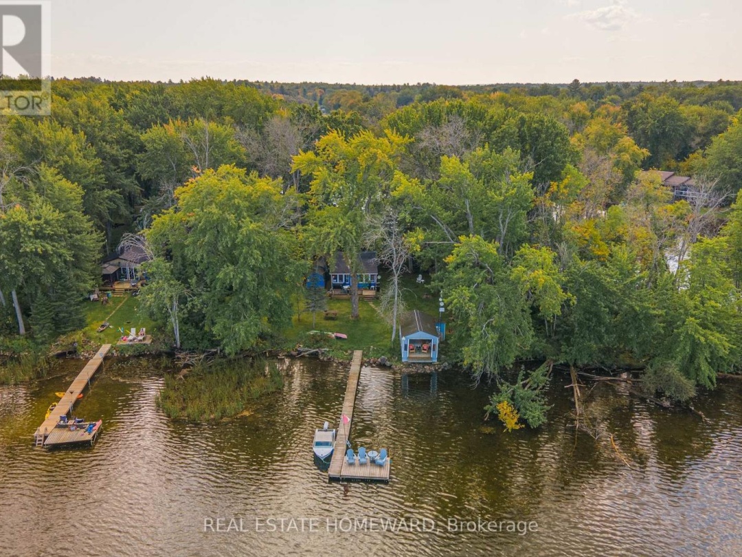 1046 Bea Dale Lane, Sparrow Lake