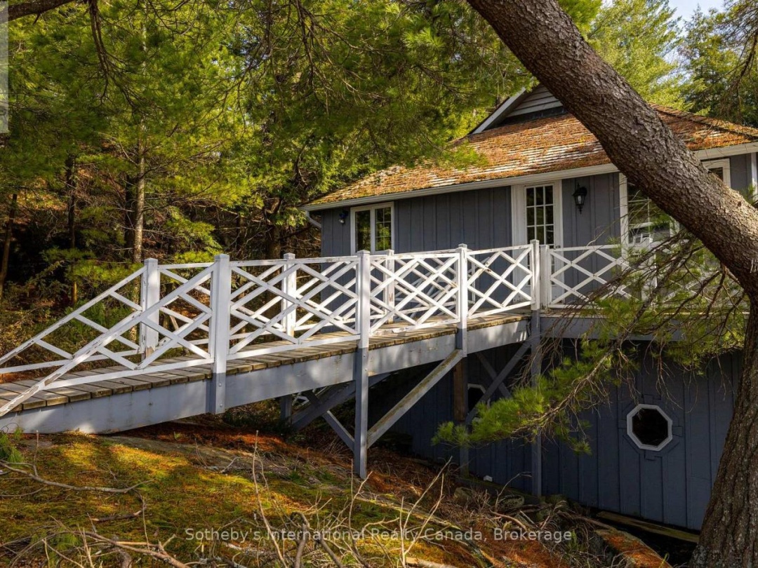 1-1076 BIRCH POINT ROAD, Lake Muskoka