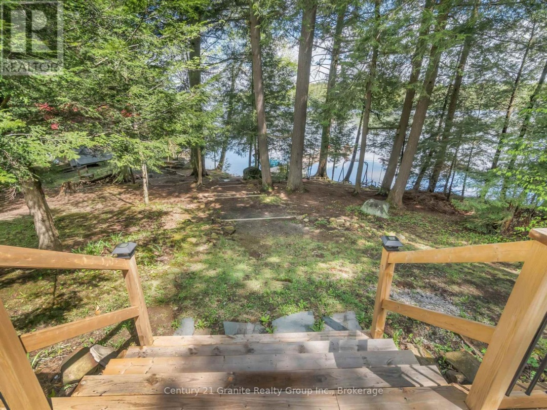 1120 S Clear Lake Road, Clear Lake