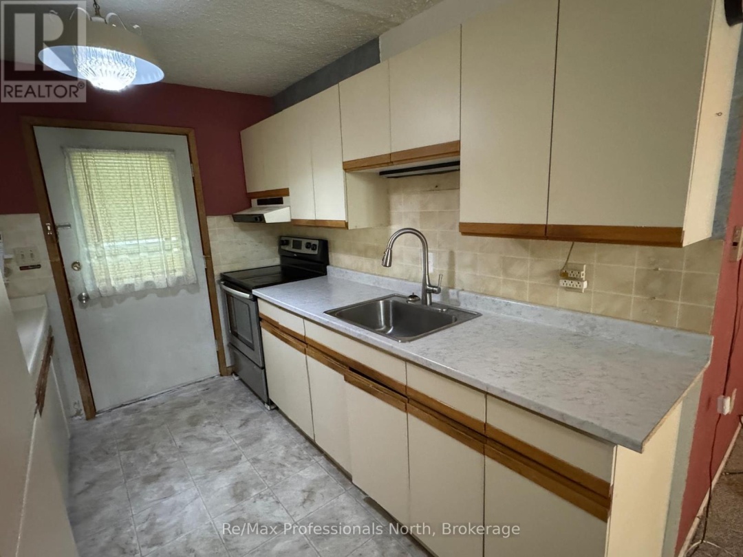 125 TAYLOR ROAD, 
