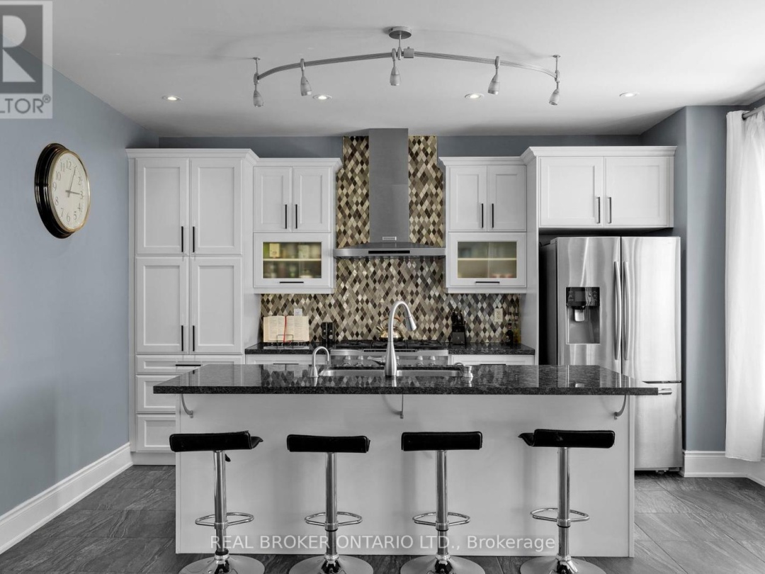 3032 MONARCH DRIVE, 