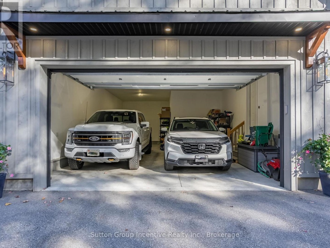 24 ST GEORGES COURT, 