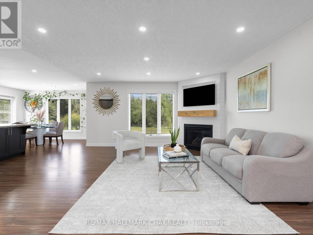 2052 MARCHMONT ROAD, 