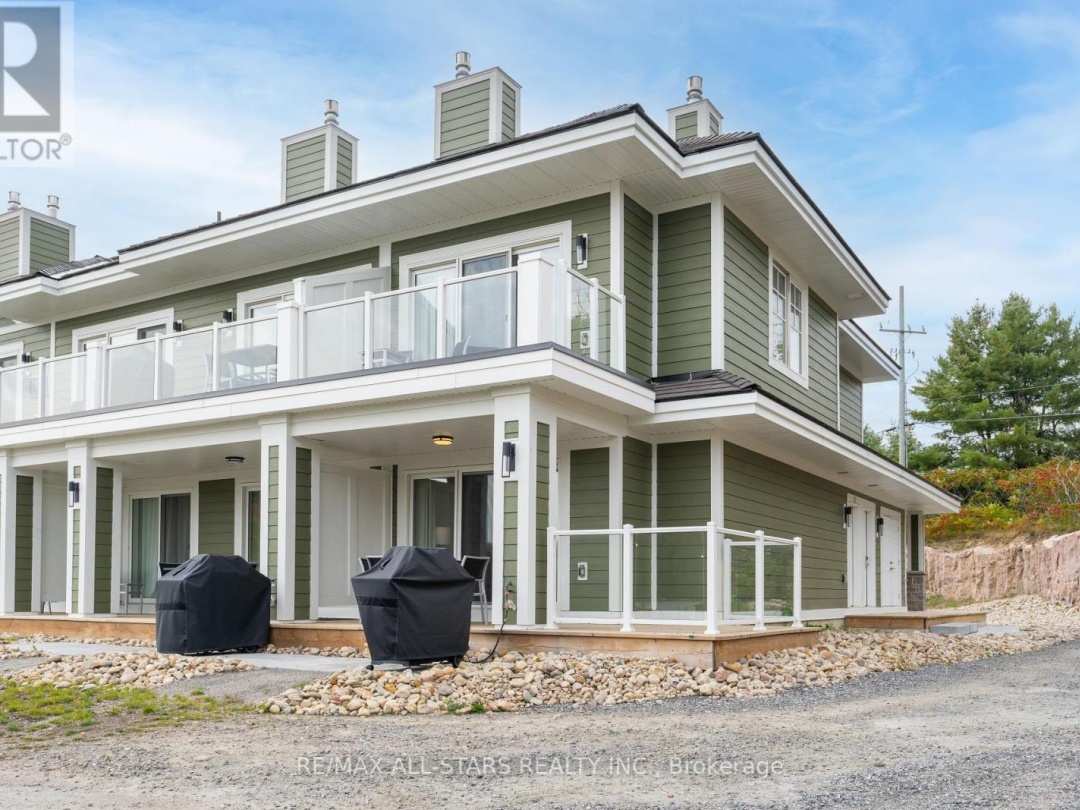 31 1869 Muskoka Road 118, 