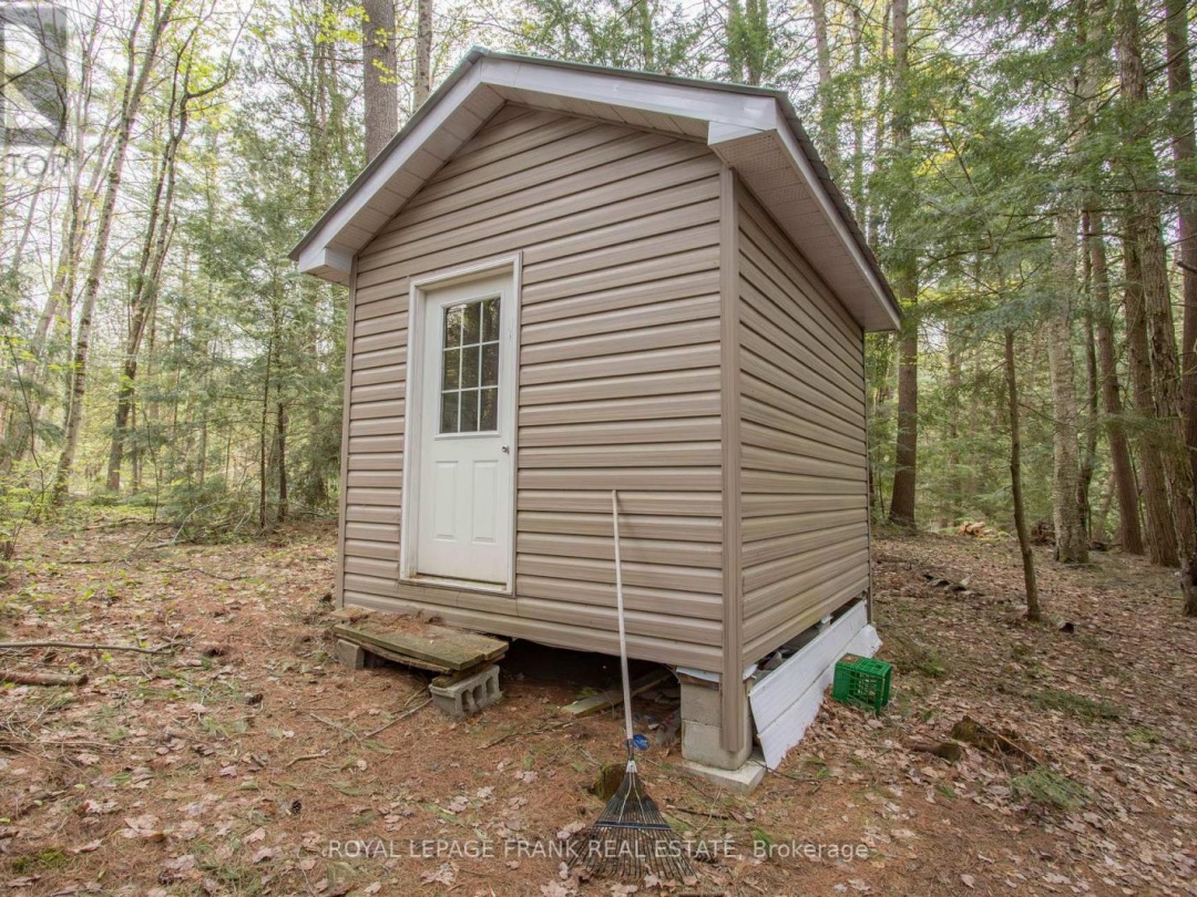 1070 Towering Oaks Trail, Gull Lake