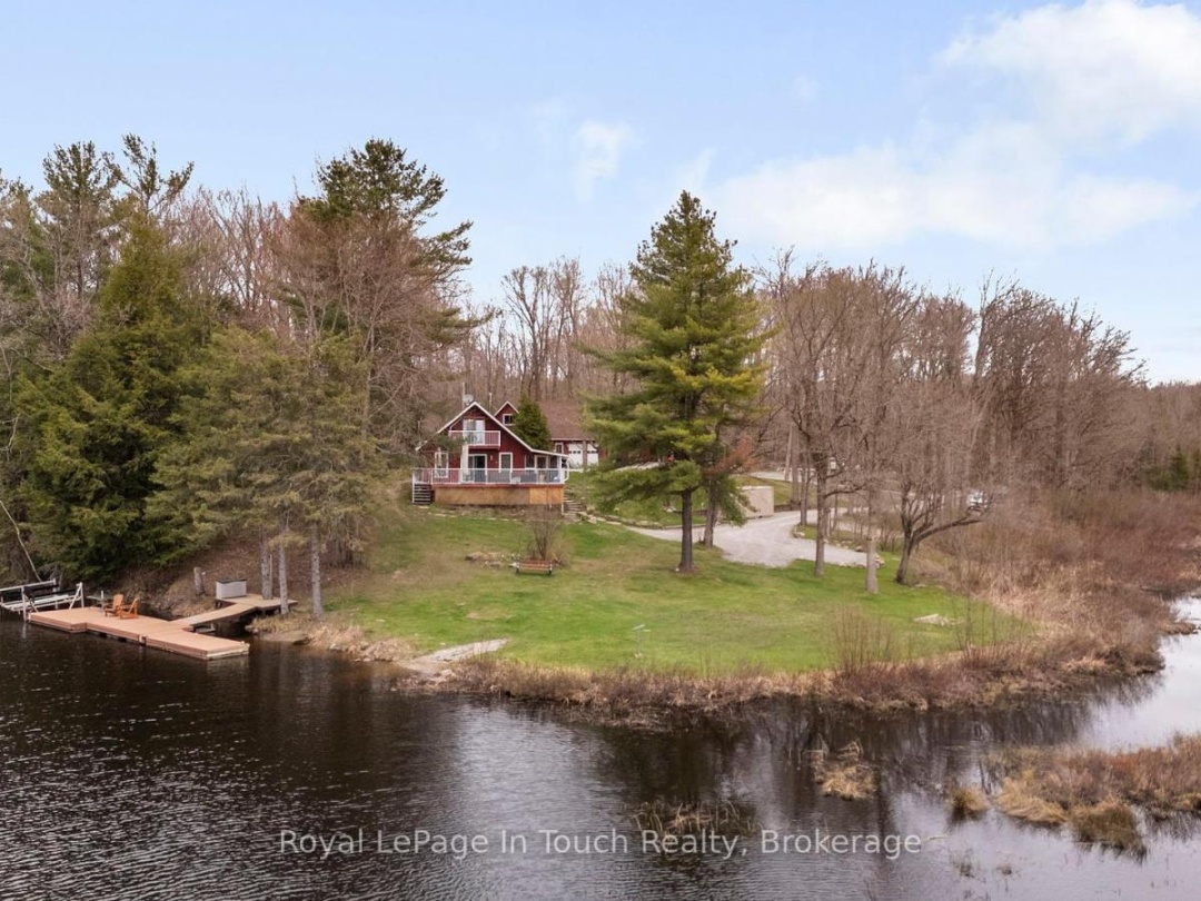 1472 Otter Point Road, Gloucester Pool
