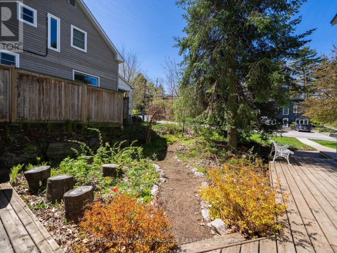 17 Waubeek Street, Parry Sound