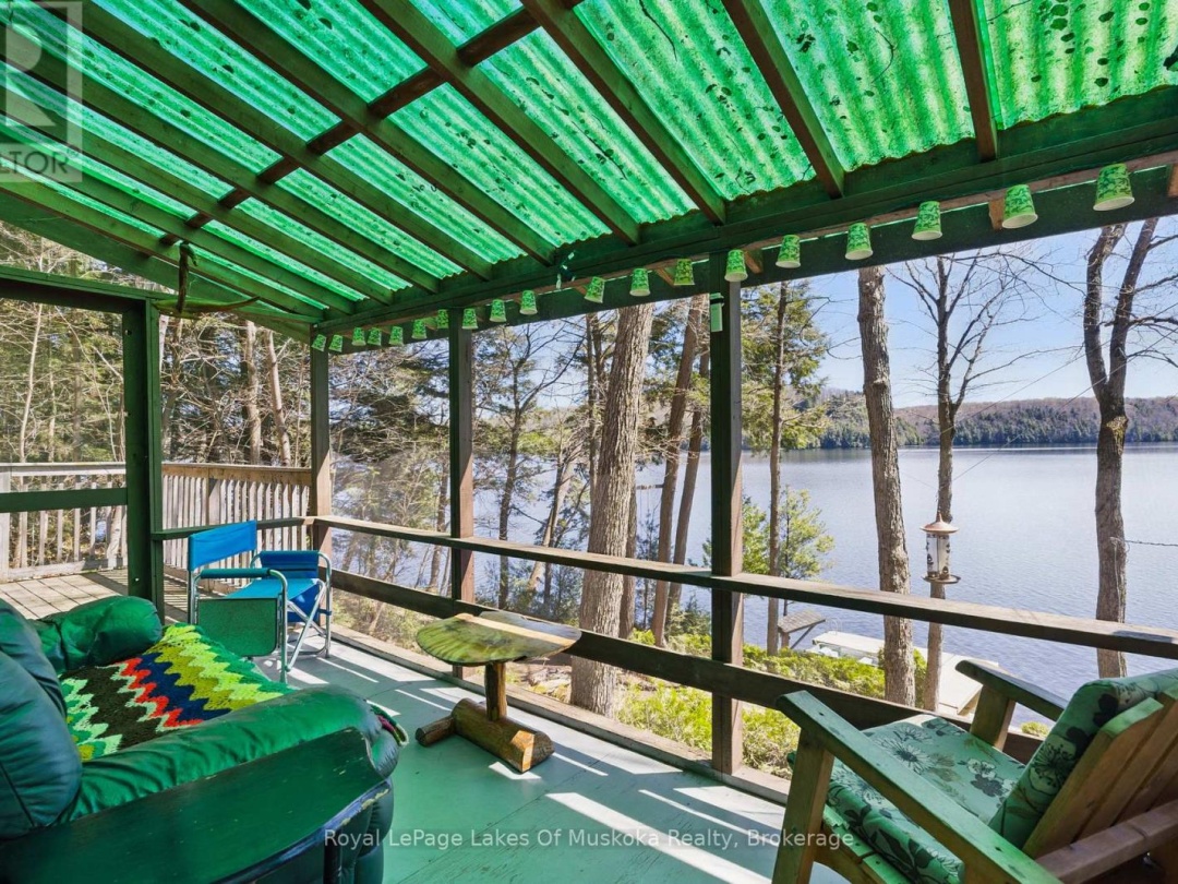 1002 Camp Lake Road, Camp Lake