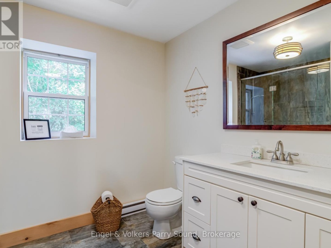 6 HARMONY LANE, 