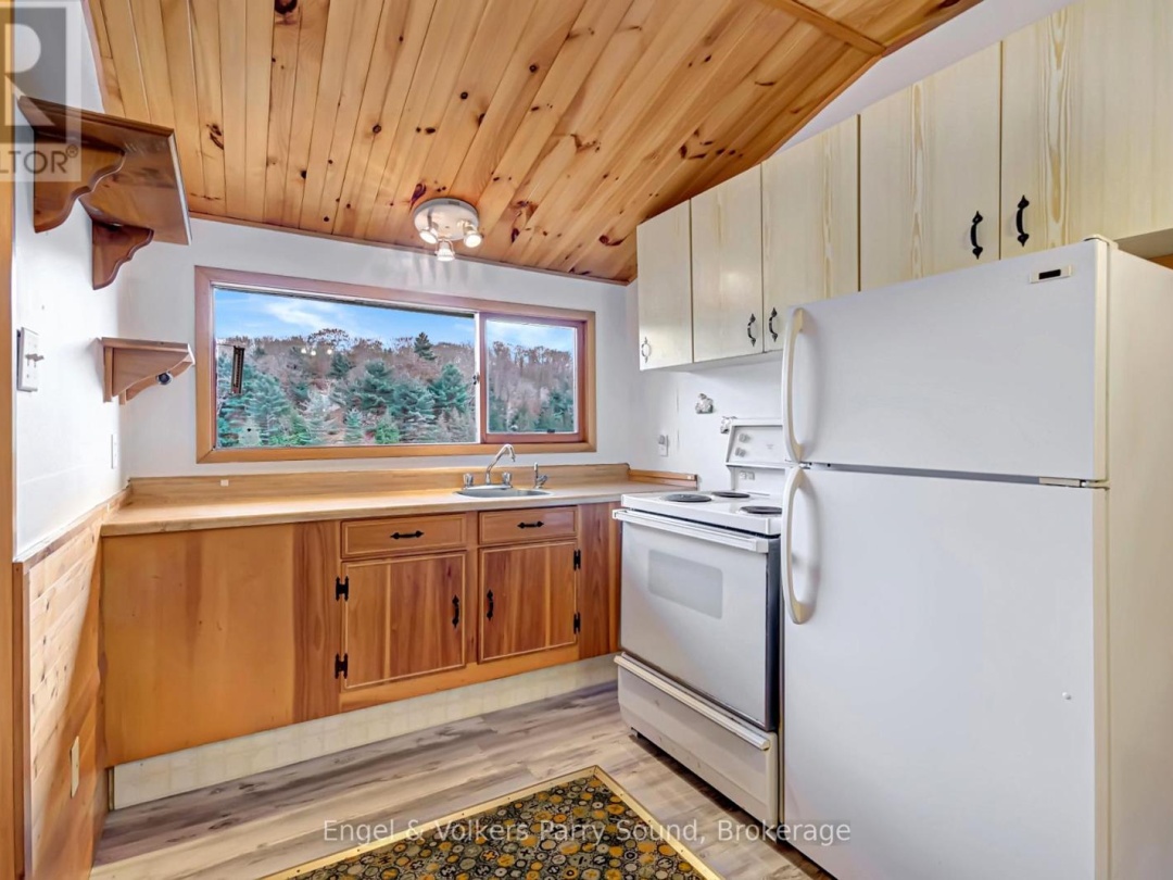 27 Lower Lane, Otter Lake