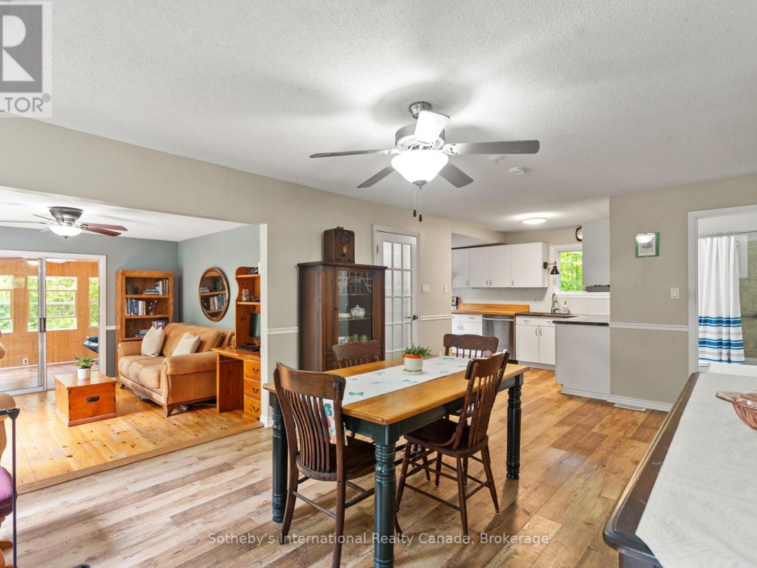 31 MEADOWS AVENUE, 