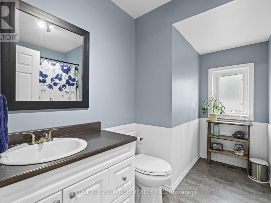 586 BIRCH POINT ROAD, 