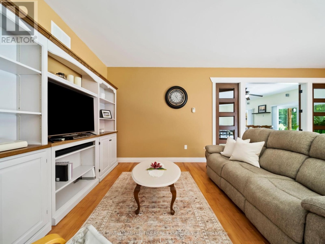 2955 PINECONE TRAIL, 