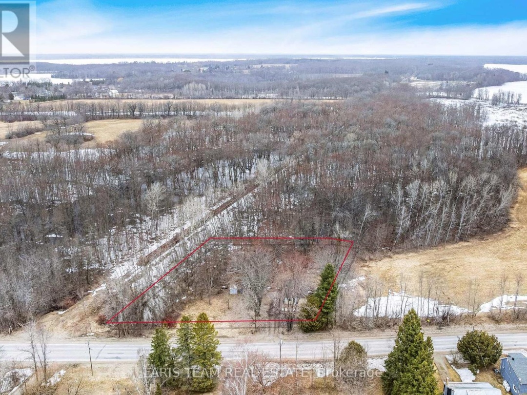 4076 Airport Road, Ramara
