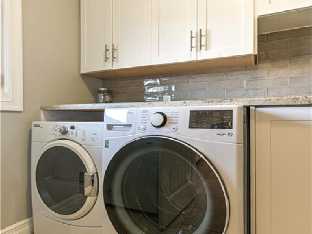 8222 COUNTY RD 169 Road, 