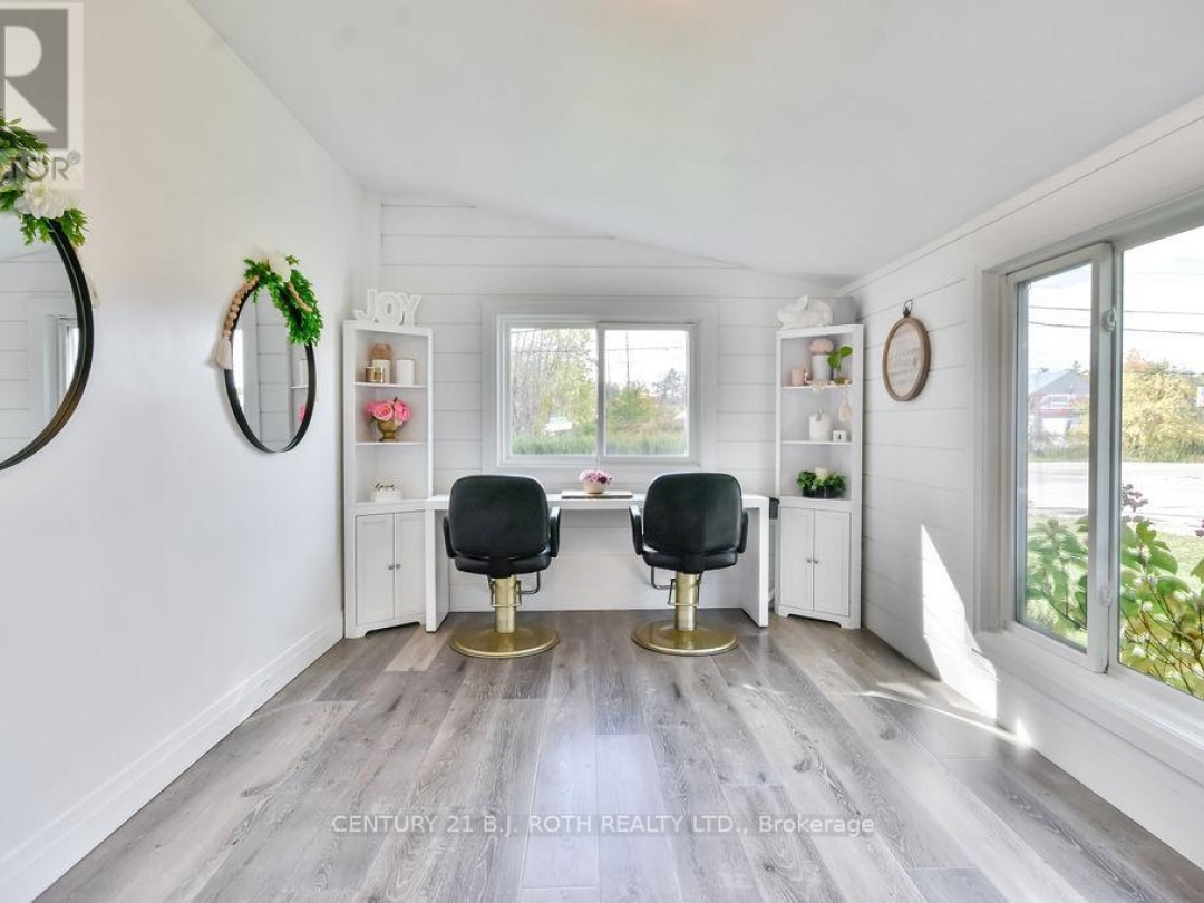 2695 CUMBERLAND ROAD, 