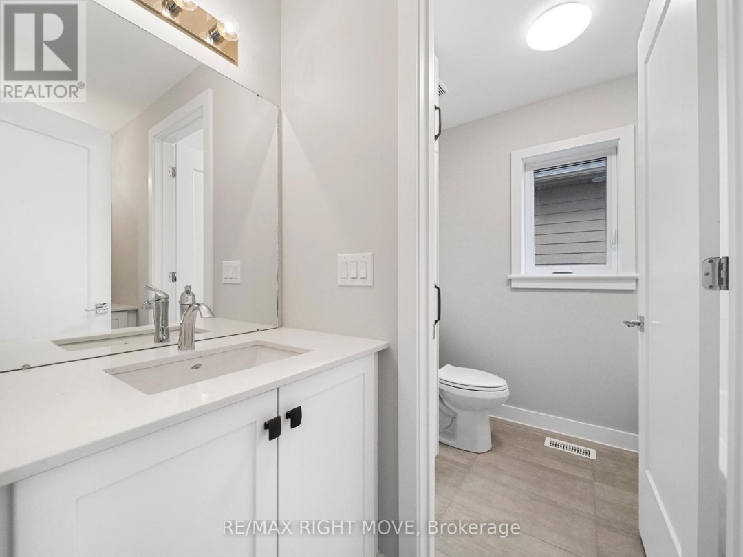 3192 ORION BOULEVARD, Orillia